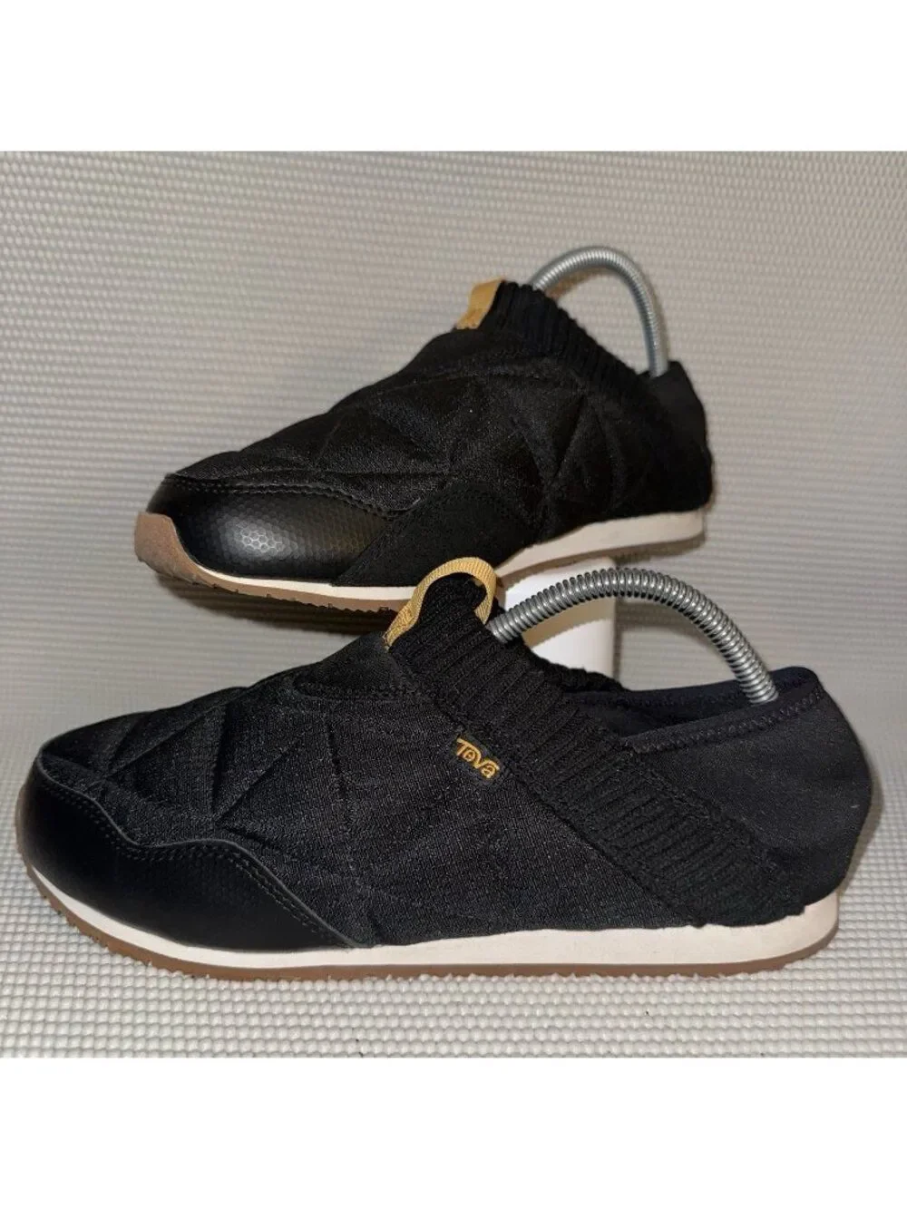 Teva ReEmber Camp Moc Unisex Comfort Quilted Slip-on Black Shoes Women Size 10